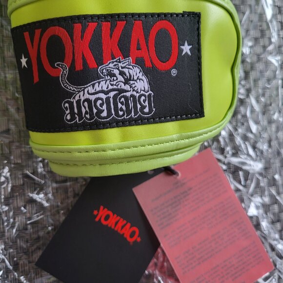 "YOKKAO" - Boxing Gloves 10oz / 100% Genuine Cowhide Leather - Picture 5 of 12